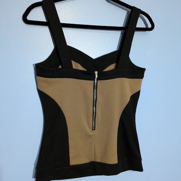 WAY Collection Tailored Form Fit Shirt NWOT - Picture 2 of 3